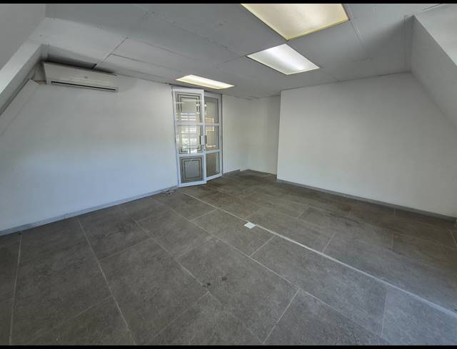 173M² OFFICE TO LET IN MORNINGSIDE